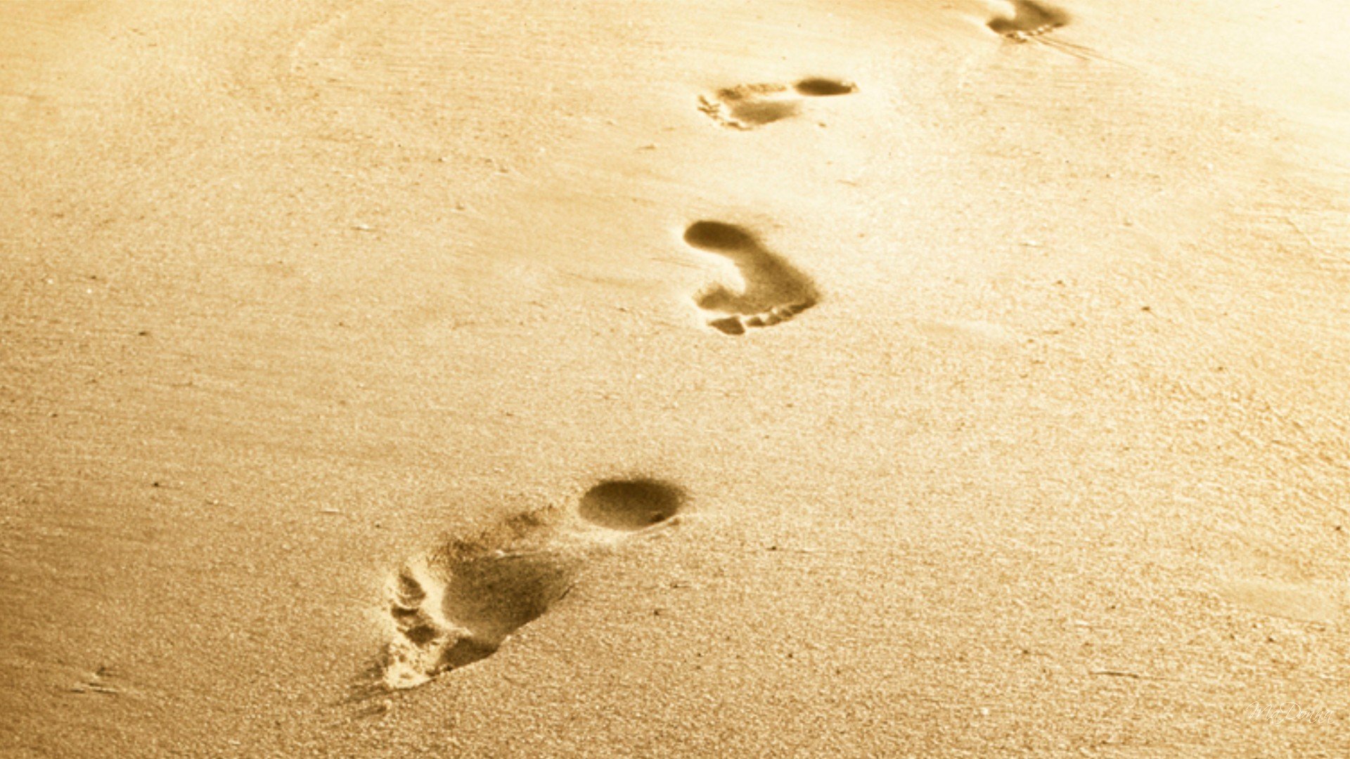 footstep-sand